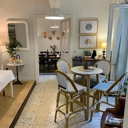 Alojamento de Acomodação e Pequeno-almoço L'ancienne Boulangerie 3*